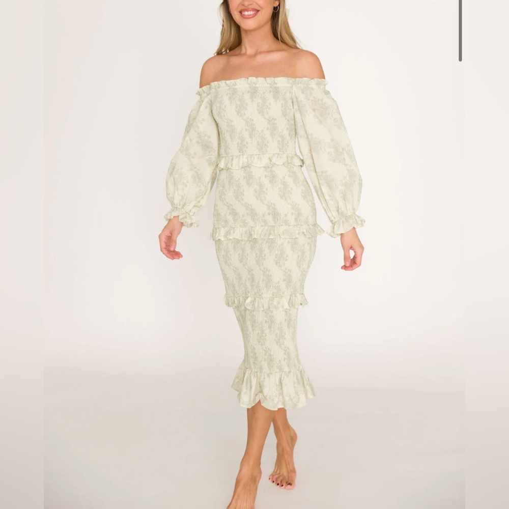 The Chloe Midi Dress in Sage - Bump Friendly